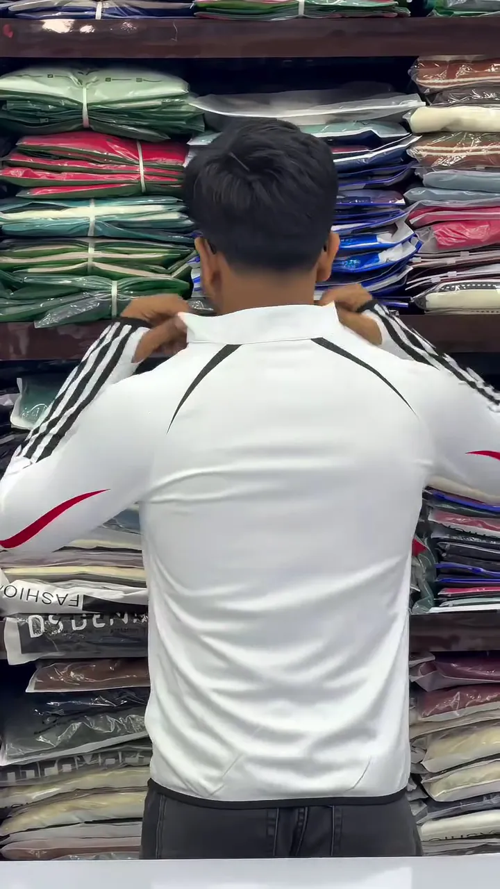 π Menβs Full Sleeve Polo T-Shirt with Chain Collar β Regular Fit Stylish Winter Wear βοΈβ¨ - Image 3
