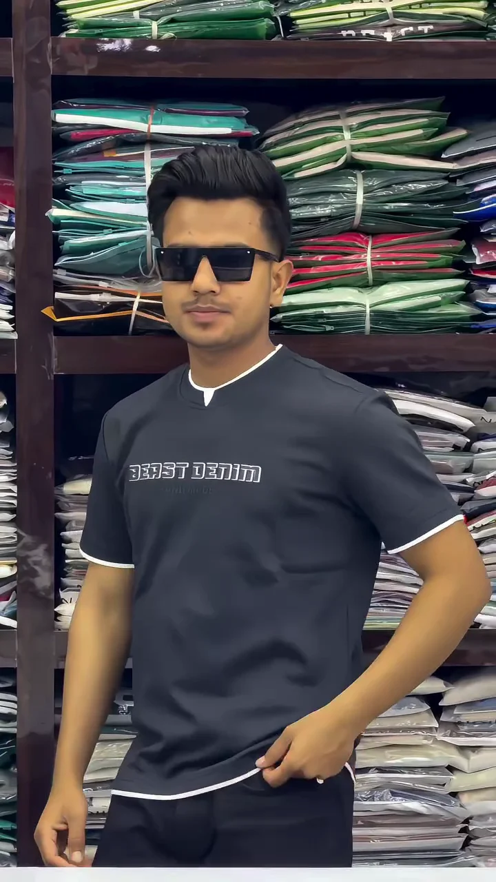 π Menβs Maroon Cotton Polo T-Shirt β Slim Fit Half Sleeve Casual Wear with Logo β¨ - Image 2